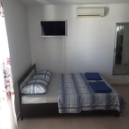 Studio Apartman Labrador Vodice Exterior foto