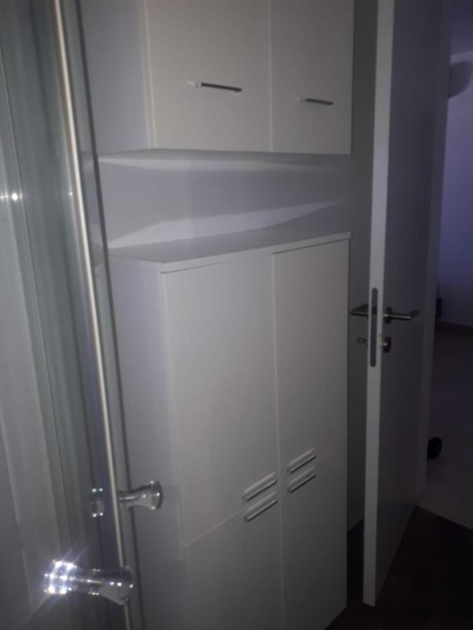 Studio Apartman Labrador Vodice Exterior foto